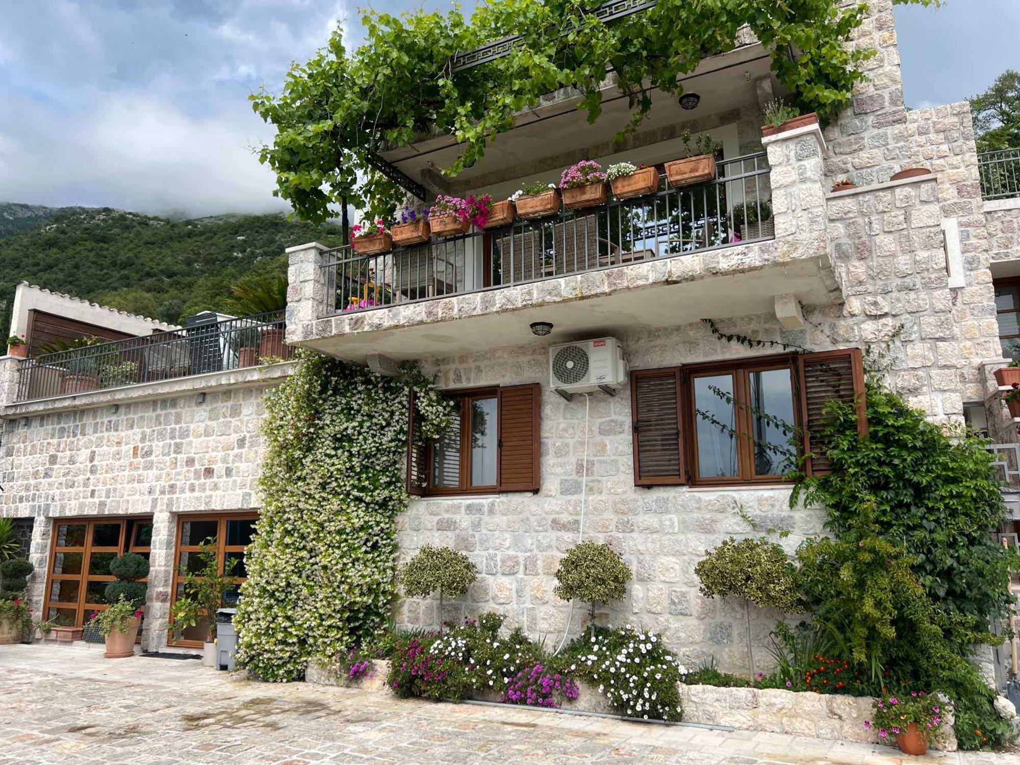 Villa Nikoleta Котор Экстерьер фото